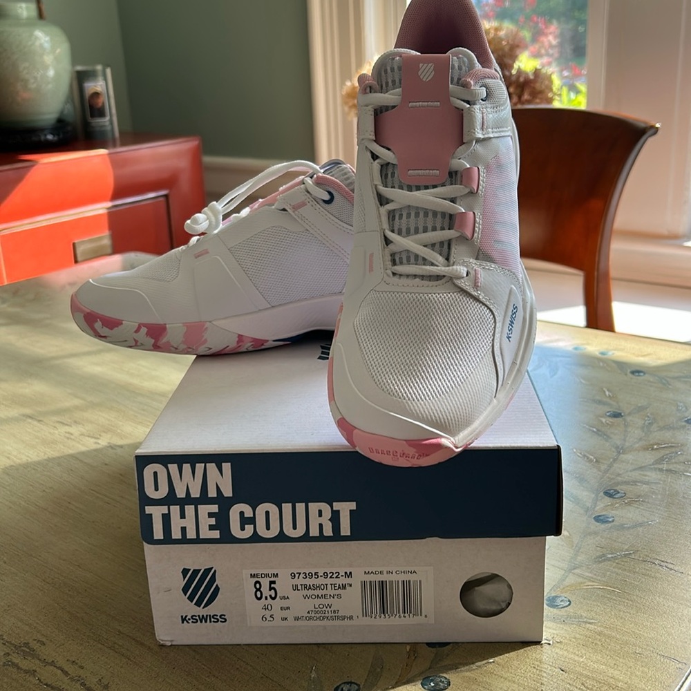 “NEW” KSWISS Ultashot Team Women’s Low Court Shoe